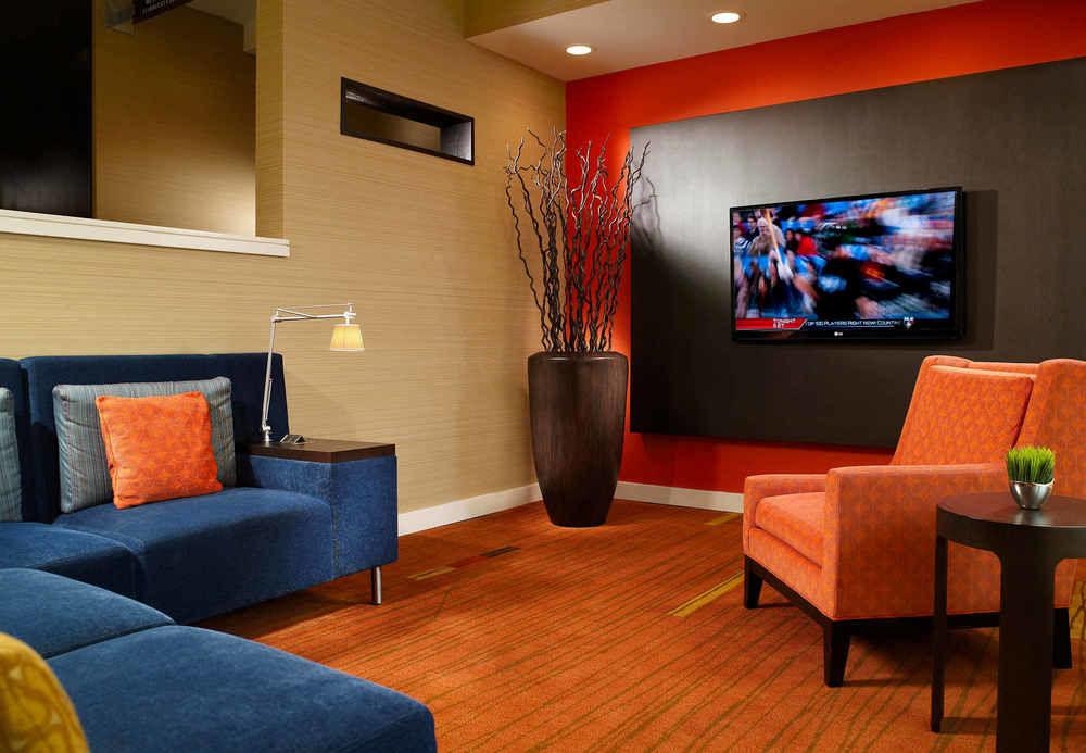 College Park Courtyard By Marriott Atlanta Airport South/Sullivan Road מראה חיצוני תמונה
