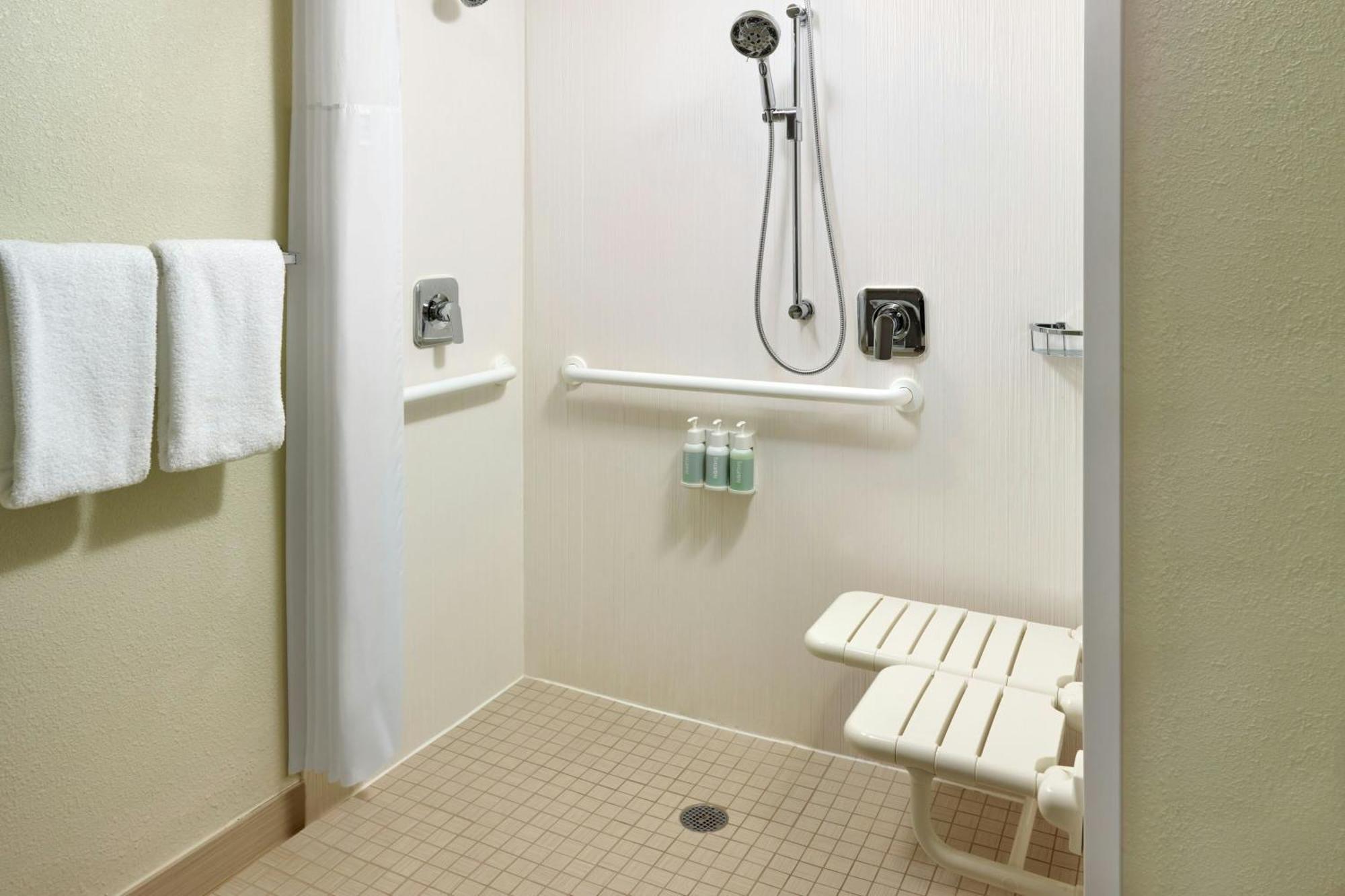 College Park Courtyard By Marriott Atlanta Airport South/Sullivan Road מראה חיצוני תמונה