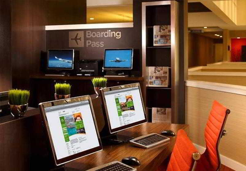 College Park Courtyard By Marriott Atlanta Airport South/Sullivan Road מראה חיצוני תמונה