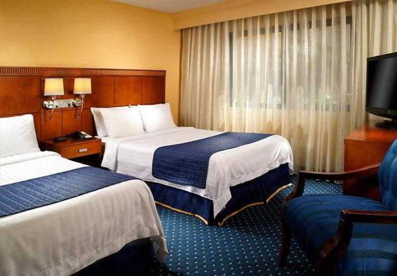 College Park Courtyard By Marriott Atlanta Airport South/Sullivan Road מראה חיצוני תמונה